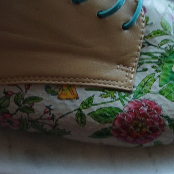 Shoes of Prey🆕️Oxford Beauties - Picture 8 of 16